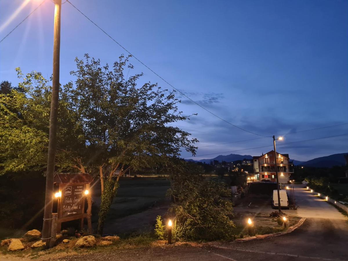 Hotel Slatki Snovi II Knin Zewnętrze zdjęcie