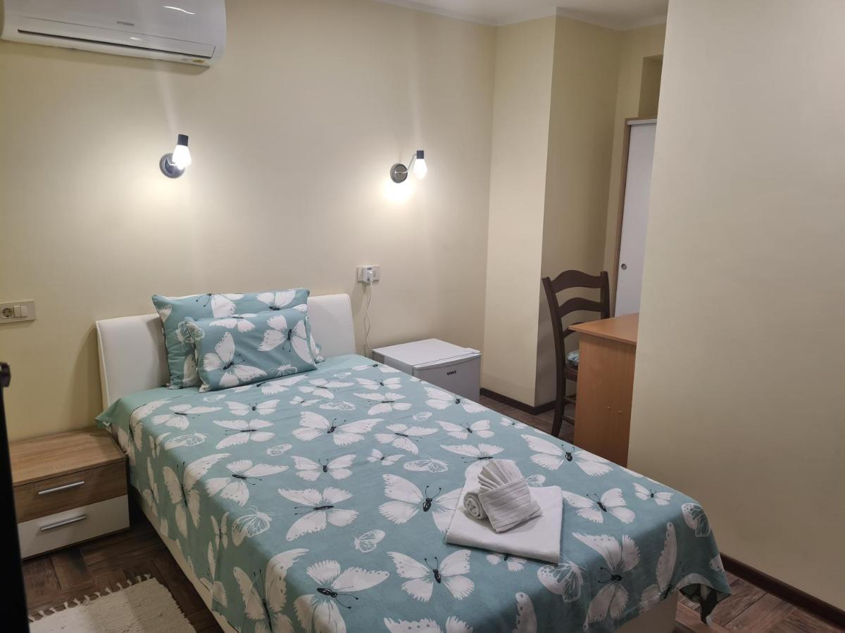 Hotel Slatki Snovi II Knin Zewnętrze zdjęcie